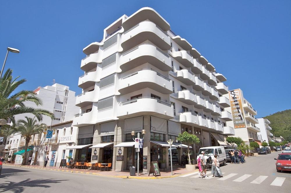 סנטה אאולריה דס ריו Apartamentos Parot Quality מראה חיצוני תמונה