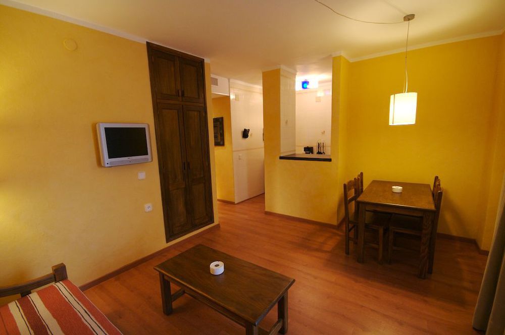סנטה אאולריה דס ריו Apartamentos Parot Quality מראה חיצוני תמונה