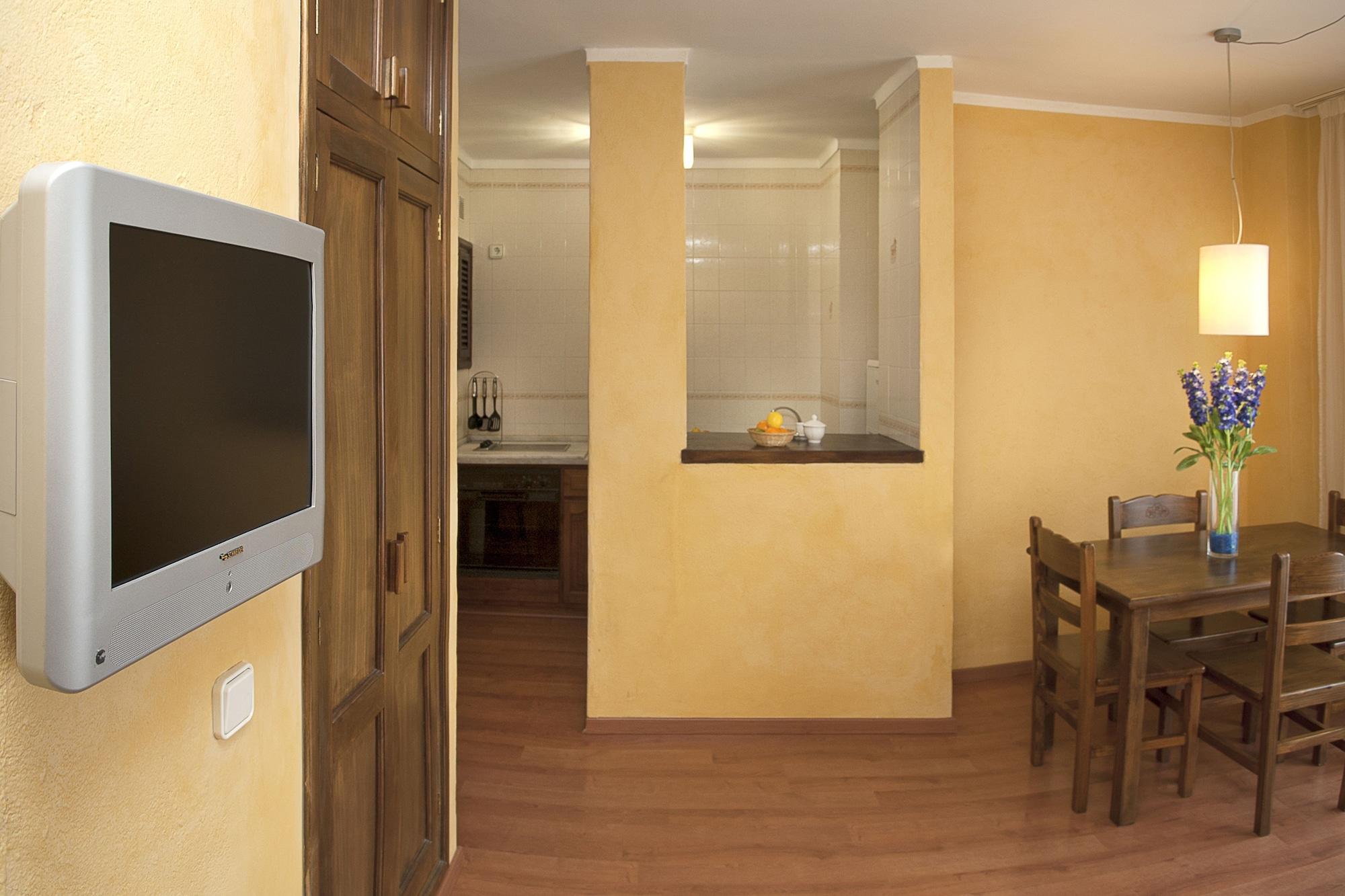 סנטה אאולריה דס ריו Apartamentos Parot Quality מראה חיצוני תמונה